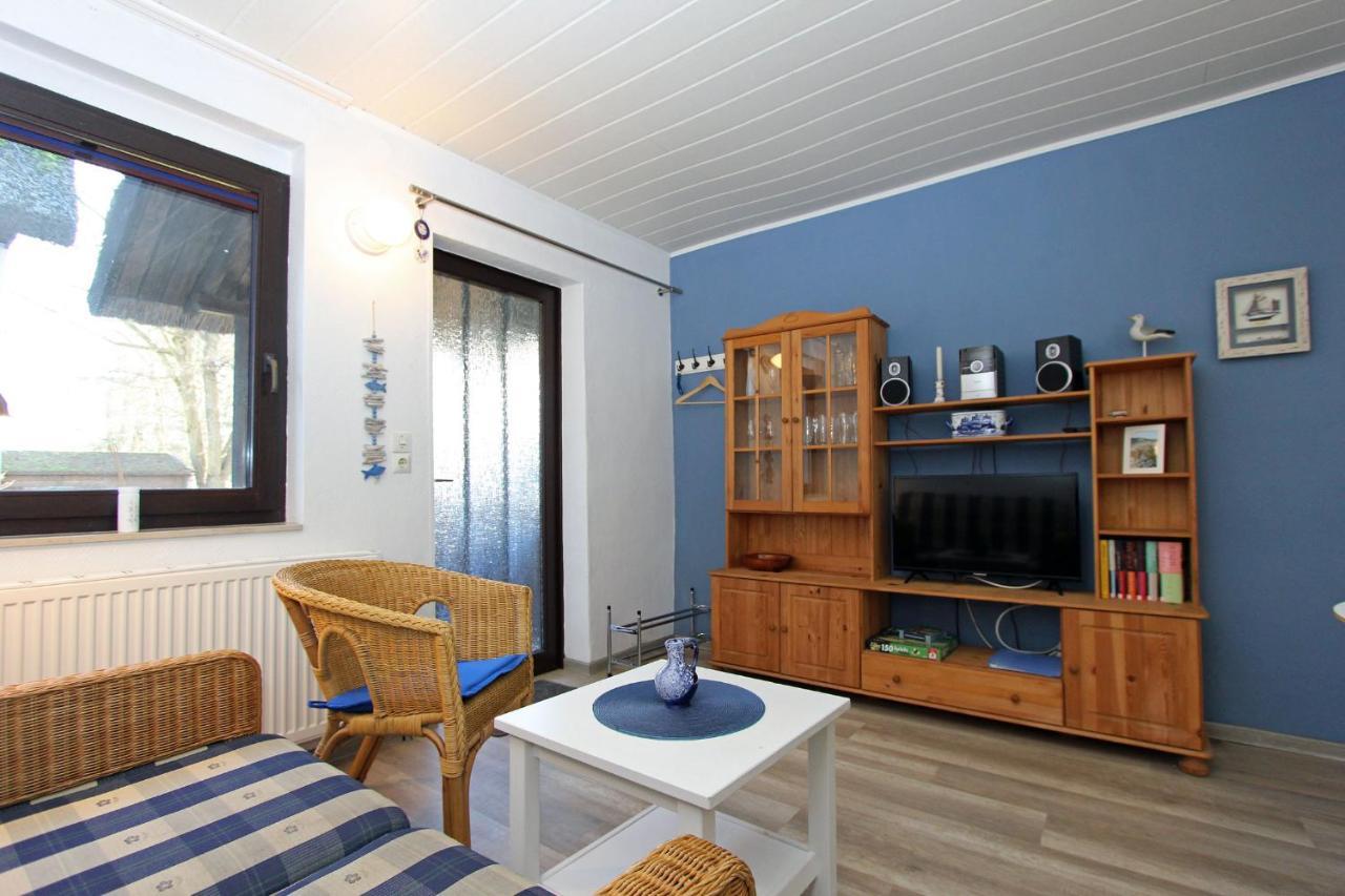 Koje Im Reethus Apartamento Prerow Exterior foto