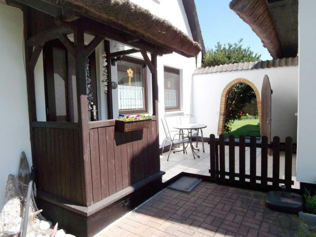 Koje Im Reethus Apartamento Prerow Exterior foto